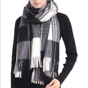 Lerdu 100% Cashmere Virgin Wool Fringe Boxed Scarf